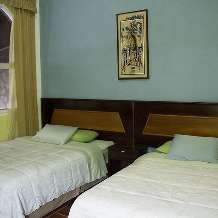Hotel Ribiera Del Lago Peten Itza San Roman Ngoại thất bức ảnh