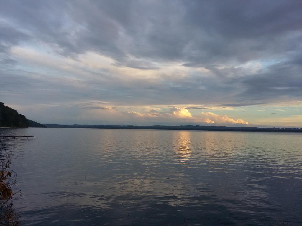 Hotel Ribiera Del Lago Peten Itza San Roman Ngoại thất bức ảnh