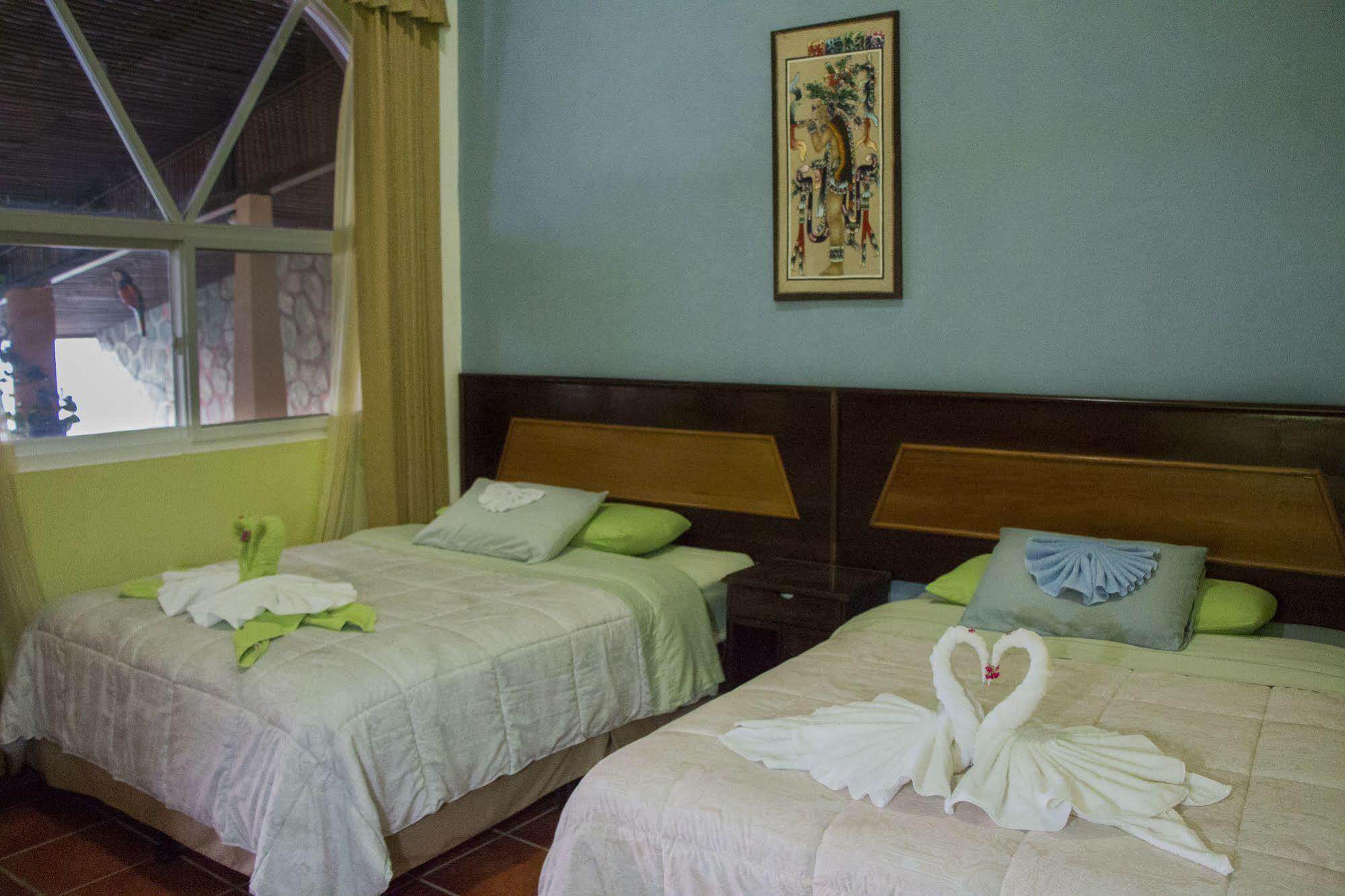 Hotel Ribiera Del Lago Peten Itza San Roman Ngoại thất bức ảnh